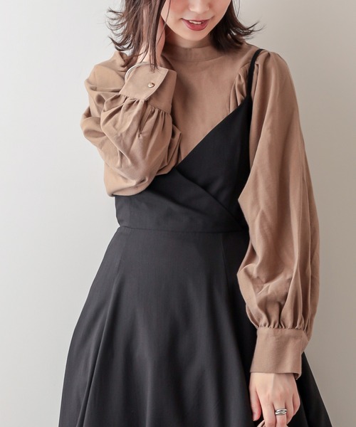 natural couture（ナチュラルクチュール）の「スタンドカラー袖コンシャスブラウス（シャツ/ブラウス・レディース・オフホワイト/ブラック/モカ/ベージュ/ブルー・FREE）」の7枚目の写真