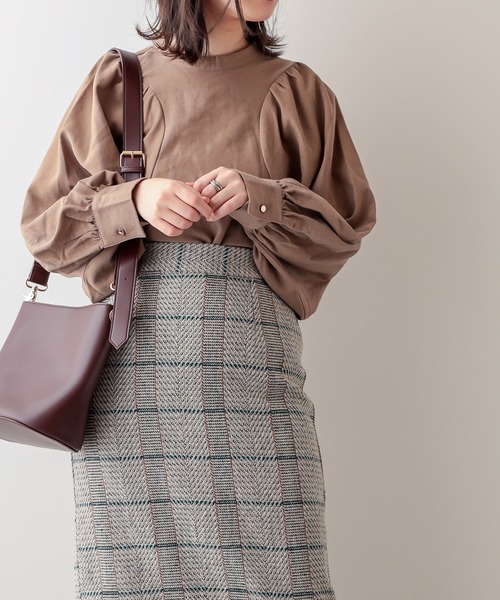 natural couture（ナチュラルクチュール）の「スタンドカラー袖コンシャスブラウス（シャツ/ブラウス・レディース・オフホワイト/ブラック/モカ/ベージュ/ブルー・FREE）」の15枚目の写真