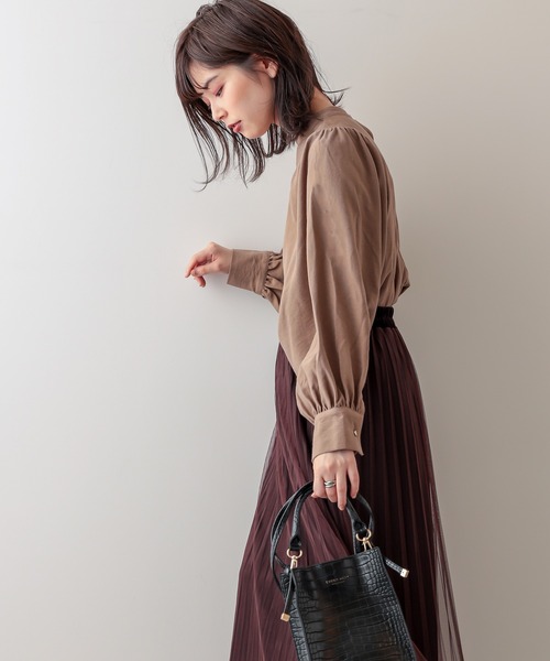 natural couture（ナチュラルクチュール）の「スタンドカラー袖コンシャスブラウス（シャツ/ブラウス・レディース・オフホワイト/ブラック/モカ/ベージュ/ブルー・FREE）」の12枚目の写真