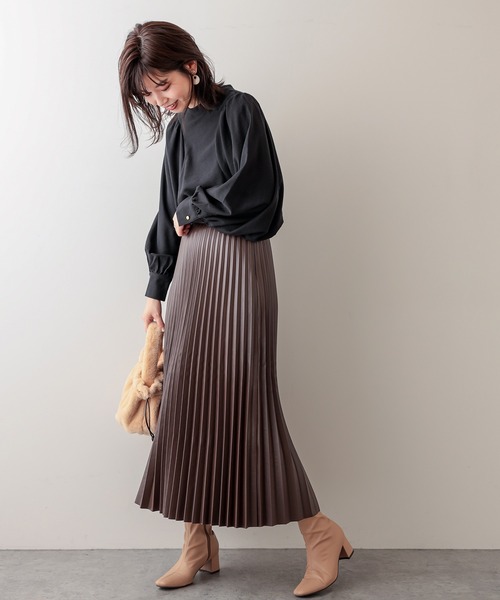 natural couture（ナチュラルクチュール）の「スタンドカラー袖コンシャスブラウス（シャツ/ブラウス・レディース・オフホワイト/ブラック/モカ/ベージュ/ブルー・FREE）」の18枚目の写真