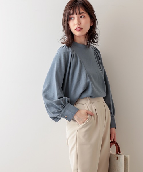 natural couture（ナチュラルクチュール）の「スタンドカラー袖コンシャスブラウス（シャツ/ブラウス・レディース・オフホワイト/ブラック/モカ/ベージュ/ブルー・FREE）」の8枚目の写真