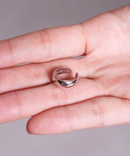 BAYBLO（ベイブロ）の「(EL)【ユニセックス】シルバー925 デザイン イヤーカフ[1個入り/片耳用]（イヤーカフ・レディース・シルバー系その他/ゴールド系その他/シルバー系その他2/シルバー系その他3/ゴールド系その他2・FREE）」の7枚目の写真