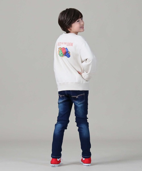 FRUIT OF THE LOOM（フルーツオブザルーム）の「【FRUIT OF THE LOOM】ロゴプリントトレーナー（スウェット・キッズ・ブルー/ライトベージュ・105/120/130/140/155）」の6枚目の写真