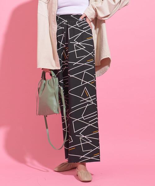 BEAUTY&YOUTH UNITED ARROWS（ビューティーアンドユースユナイテッドアローズ）の「BY∴ ネオンプリントイージーワイドパンツ（その他パンツ・レディース・ブラック/クリーム・M/S）」の17枚目の写真