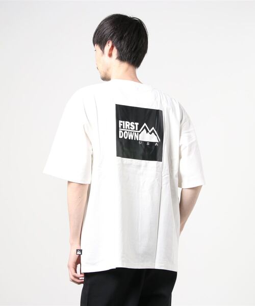 FIRST DOWN（ファーストダウン）の「S/S PRINT TEE（Tシャツ/カットソー・メンズ・ブラック/ホワイト×ブラック/ライトピンク/ホワイト×ピンク・M/L/XL）」の16枚目の写真