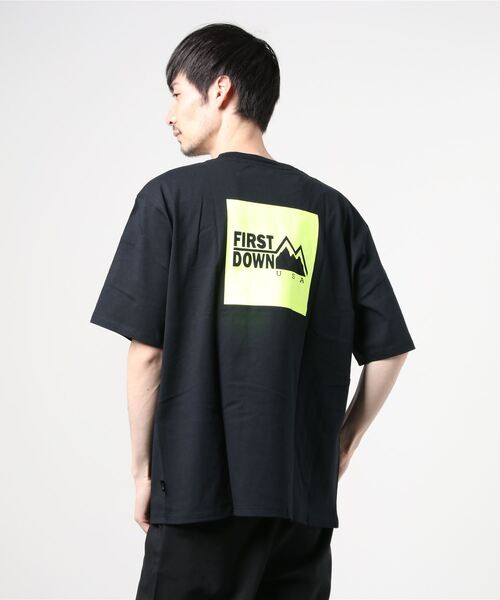 FIRST DOWN（ファーストダウン）の「S/S PRINT TEE（Tシャツ/カットソー・メンズ・ブラック/ホワイト×ブラック/ライトピンク/ホワイト×ピンク・M/L/XL）」の18枚目の写真