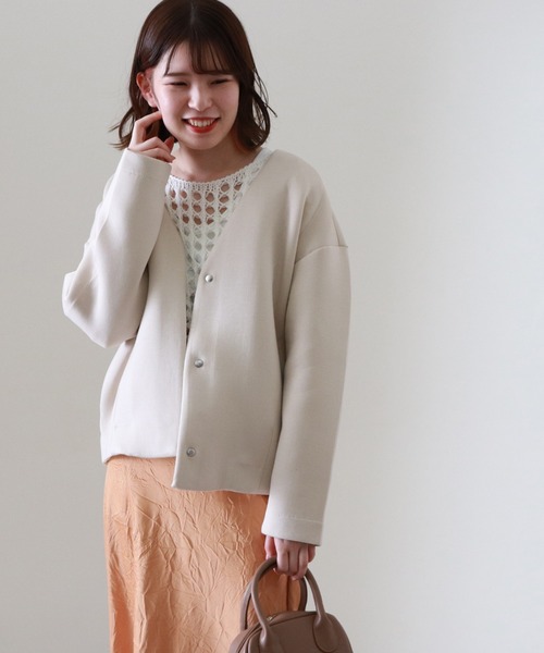 Cheek(チーク)の「ボンディングショートコート(ノーカラーコート・レディース・キャメル/サックスブルー/アイボリー・MEDIUM)」の18枚目の写真