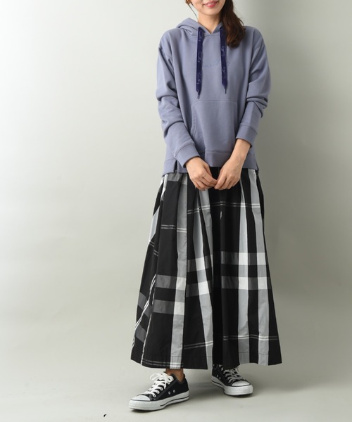 SOMETHING（サムシング）の「【ＳＯＭＥＴＨＩＮＧ】ＳＯＭＥＴＨＩＮＧ　ＬＯＧＯ　ＨＯＯＤＩＥ（パーカー・レディース・ベージュ/パープル/ピンク・FREE）」の9枚目の写真