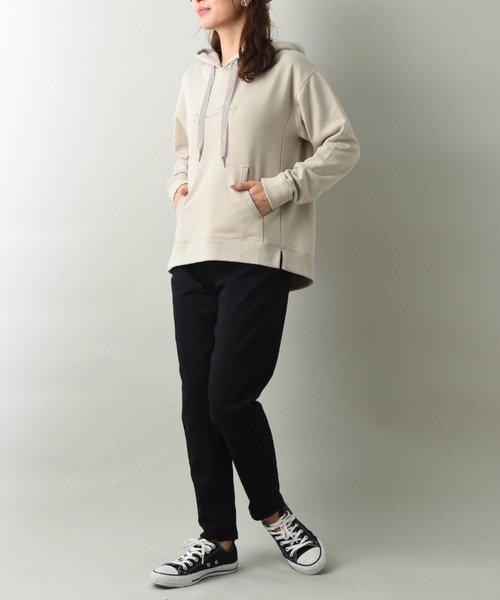 SOMETHING（サムシング）の「【ＳＯＭＥＴＨＩＮＧ】ＳＯＭＥＴＨＩＮＧ　ＬＯＧＯ　ＨＯＯＤＩＥ（パーカー・レディース・ベージュ/パープル/ピンク・FREE）」の14枚目の写真