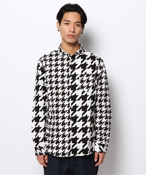 VENCEEXCHANGE（ヴァンスエクスチェンジ）の「Wネームクレイジーチドリシャツ（シャツ/ブラウス・メンズ・ホワイト/ブルー・MEDIUM/LARGE）」の3枚目の写真