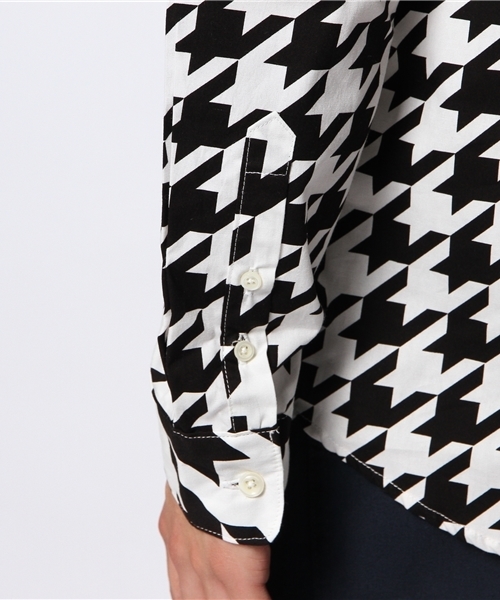 VENCEEXCHANGE（ヴァンスエクスチェンジ）の「Wネームクレイジーチドリシャツ（シャツ/ブラウス・メンズ・ホワイト/ブルー・MEDIUM/LARGE）」の7枚目の写真