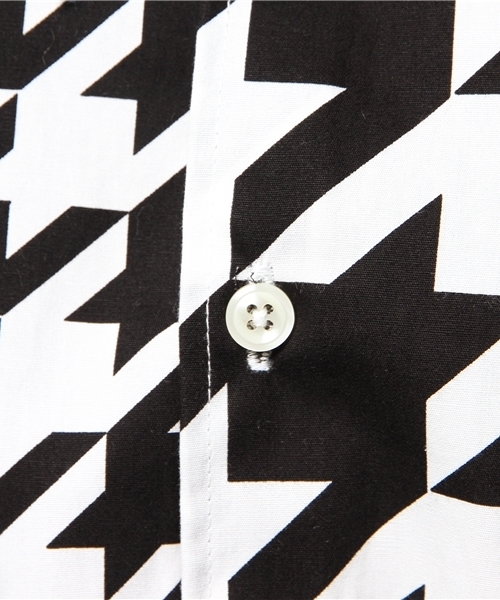 VENCEEXCHANGE（ヴァンスエクスチェンジ）の「Wネームクレイジーチドリシャツ（シャツ/ブラウス・メンズ・ホワイト/ブルー・MEDIUM/LARGE）」の9枚目の写真