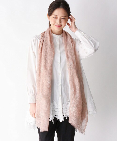 smart pink（スマートピンク）の「◆【手洗い可】裾レースブラウス（シャツ/ブラウス・レディース・オフホワイト/オリーブ・88）」の2枚目の写真