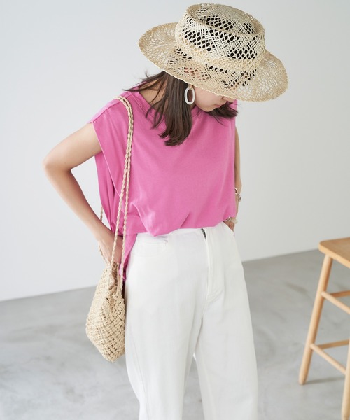 Chaco closet(チャコ クローゼット)の「タックノースリーブ カットソー(Tシャツ/カットソー・レディース・ホワイト/ピンク系その他/ブラウン/グリーン/チャコールグレー・FREE)」の5枚目の写真