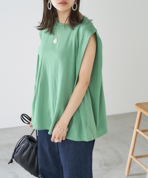 Chaco closet(チャコ クローゼット)の「タックノースリーブ カットソー(Tシャツ/カットソー・レディース・ホワイト/ピンク系その他/ブラウン/グリーン/チャコールグレー・FREE)」の4枚目の写真