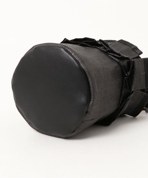 Tiara（ティアラ）の「パイピングフリルバッグ（かごバッグ・レディース・ベージュ/ブラック・FREE）」の3枚目の写真