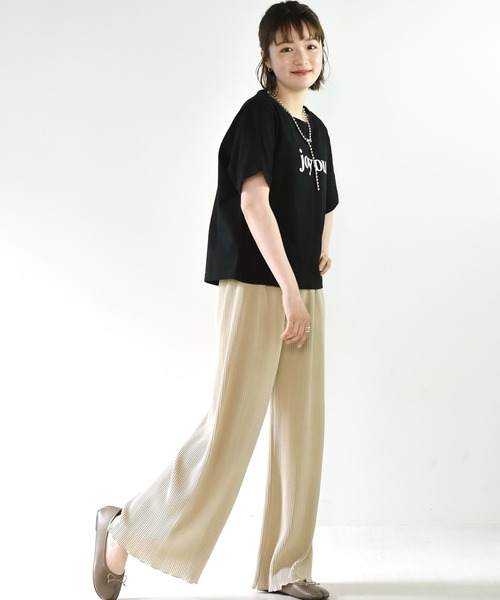 RETRO GIRL(レトロガール)の「アソートロゴレギュラーTee(Tシャツ/カットソー・レディース・ライトブルー/ブラック/レッド/オフホワイト・FREE)」の7枚目の写真