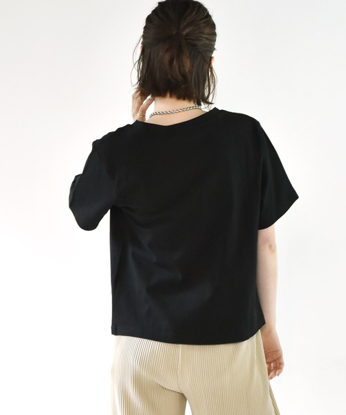 RETRO GIRL(レトロガール)の「アソートロゴレギュラーTee(Tシャツ/カットソー・レディース・ライトブルー/ブラック/レッド/オフホワイト・FREE)」の16枚目の写真