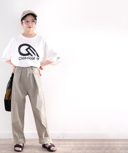 classicalelf（クラシカルエルフ）の「綿100％ オーガニックコットン。復刻、Classical ElfスポーツロゴbigTシャツ（Tシャツ/カットソー・レディース・ホワイト/ブラック/グレイッシュベージュ・MEDIUM/LARGE/X-LARGE）」の4枚目の写真