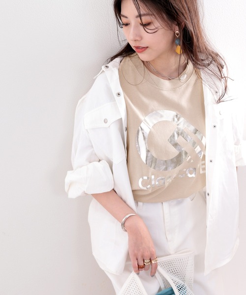classicalelf（クラシカルエルフ）の「綿100％ オーガニックコットン。復刻、Classical ElfスポーツロゴbigTシャツ（Tシャツ/カットソー・レディース・ホワイト/ブラック/グレイッシュベージュ・MEDIUM/LARGE/X-LARGE）」の12枚目の写真
