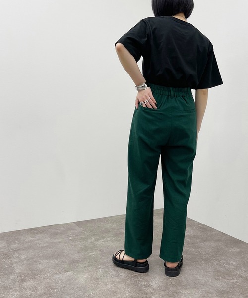 apres jour mignon（アプレジュールミニョン）の「ルーズテーパードパンツ 【ZOZOTOWN限定アイテム】（その他パンツ・レディース・グリーン/ライトベージュ/ブラック・フリー/X-LARGE）」の12枚目の写真