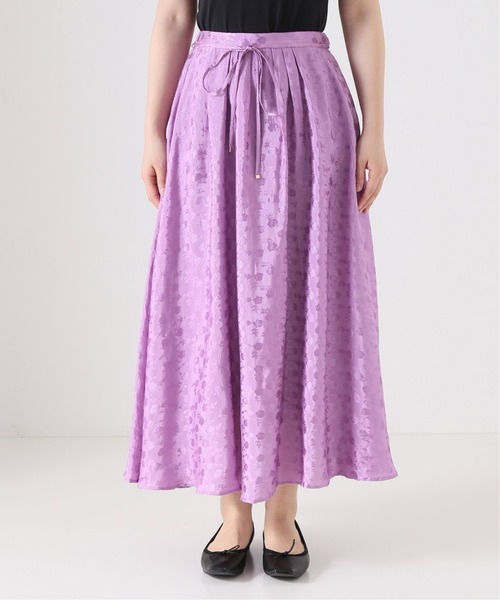La TOTALITE（ラトータリテ）の「フラワージャガードレーヨンタックスカート【手洗い可能】◆（スカート・レディース・ラベンダー/ダークブルー・38/36）」の9枚目の写真