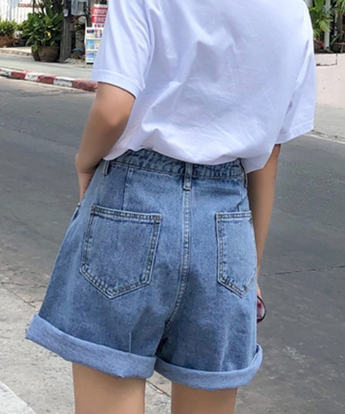 emi+（エミプラス）の「カラーデニムショートパンツ（デニムパンツ・レディース・ライトブルー/ブラック/ブルー/アイボリー・S/M/L）」の8枚目の写真