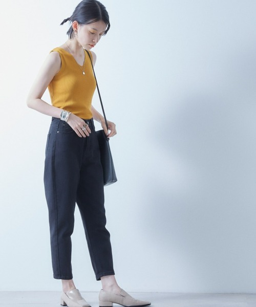 ECRIRE（エクリール）の「Vネックニットタンク（タンクトップ・レディース・ブラウン/グレー/オフホワイト・フリー）」の10枚目の写真