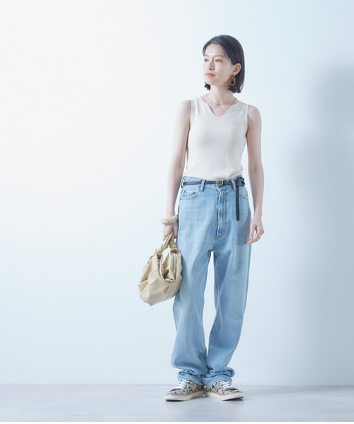 ECRIRE（エクリール）の「Vネックニットタンク（タンクトップ・レディース・ブラウン/グレー/オフホワイト・フリー）」の14枚目の写真