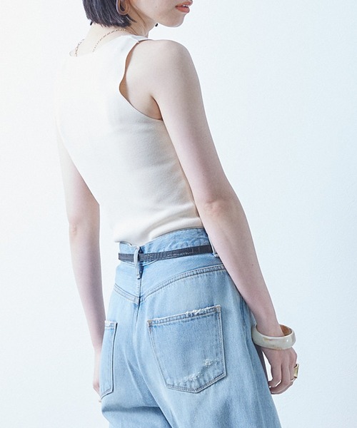 ECRIRE（エクリール）の「Vネックニットタンク（タンクトップ・レディース・ブラウン/グレー/オフホワイト・フリー）」の16枚目の写真