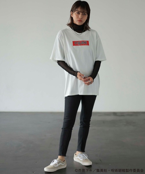 呪術廻戦（ジュジュツカイセン）の「【呪術廻戦】コラボプリントＴシャツ（Tシャツ/カットソー・レディース・チャコールグレー/ホワイト系その他/ブラック系その他/ホワイト系その他2・MEDIUM/LARGE/X-LARGE）」の7枚目の写真