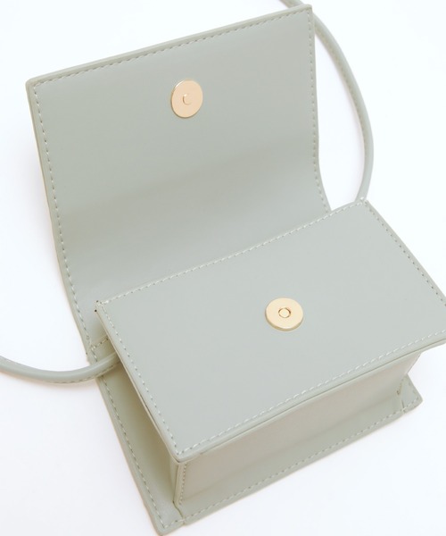 titivate(ティティベイト)の「スクエアミニポシェット(ショルダーバッグ・レディース・ブラウン/ホワイト/ブラック/ミント・FREE)」の11枚目の写真