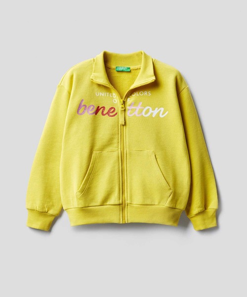 BENETTON (UNITED COLORS OF BENETTON)（ベネトンユナイテッドカラーズオブベネトン）の「キッズグリッターロゴジッパースウェットカーディガン（カーディガン/ボレロ・キッズ・マスタード/レッド・SMALL/X-LARGE/MEDIUM/XX-LARGE/LARGE/X-SMALL）」の2枚目の写真