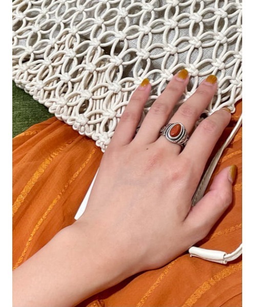 MOUSSY(マウジー)の「STONE リング(リング・レディース・ブラック/オレンジ・FREE)」の13枚目の写真