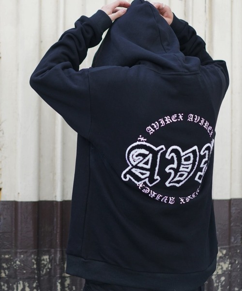 AVIREX（アヴィレックス）の「【直営店限定】プルオーバー フーディ / PULL OVER HOODIE AVX / アヴィレックス / AVIREX（パーカー・メンズ・ホワイト/ブラック・MEDIUM/LARGE）」の4枚目の写真