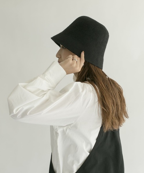 KBF（ケイビーエフ）の「バスクバケットHAT（ハット・レディース・ブラック/キャメル・ONE）」の3枚目の写真