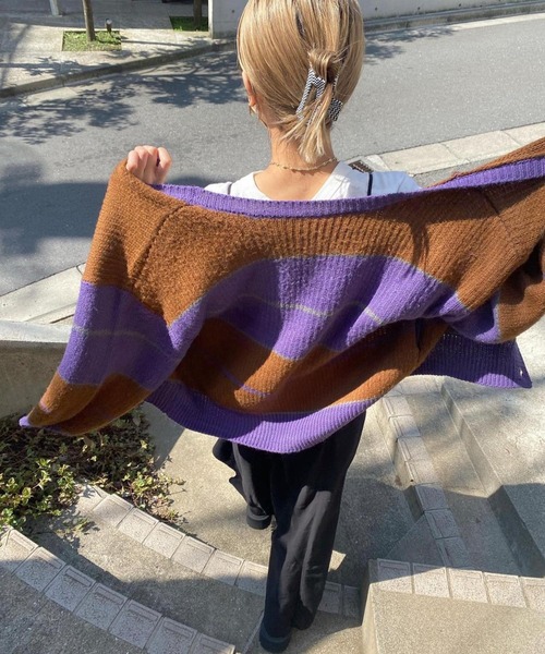 byYOUANCE(バイユアンス)の「2WAYオーバーサイズカーディガン(カーディガン/ボレロ・レディース・その他2/その他1/ブルー/アニマル/グレー/パープル/ブラック/パープル系その他5/グリーン/ブルー系その他5/その他3/レッド系その他5/マルチ/グレー系その他5/ベージュ系その他5・FREE)」の10枚目の写真