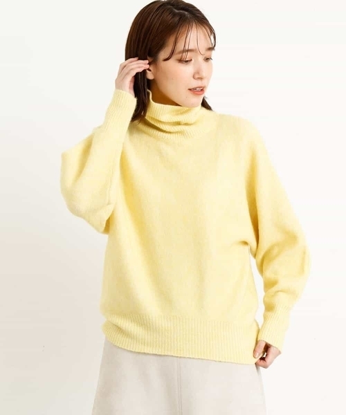 MK MICHEL KLEIN（エムケーミッシェルクラン）の「タートルネック カラーニット/洗える（ニット/セーター・レディース・ホワイト/ライトグレー/ベージュ/オリーブ/グリーン/ラベンダー/レモンイエロー・38）」の7枚目の写真