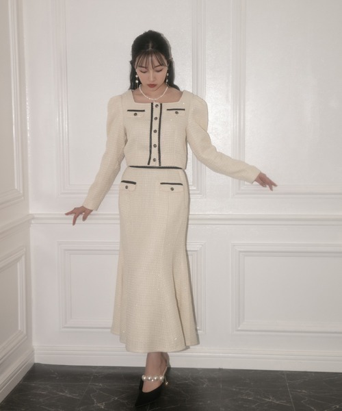 ANDGEEBEE（アンジービー）の「ツィードショートトップス（ノーカラージャケット・レディース・アイボリー/ブラック・MEDIUM）」の20枚目の写真