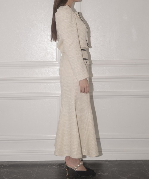 ANDGEEBEE（アンジービー）の「ツィードショートトップス（ノーカラージャケット・レディース・アイボリー/ブラック・MEDIUM）」の5枚目の写真