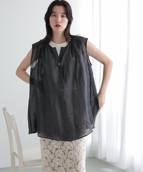 MJUKA.（ミューカ）の「AZUMADAKI DYEING RAMIE SLEEVELESS BLOUSE（シャツ/ブラウス・レディース・ホワイト/ブラック/パープル/サックスブルー・FREE）」の3枚目の写真