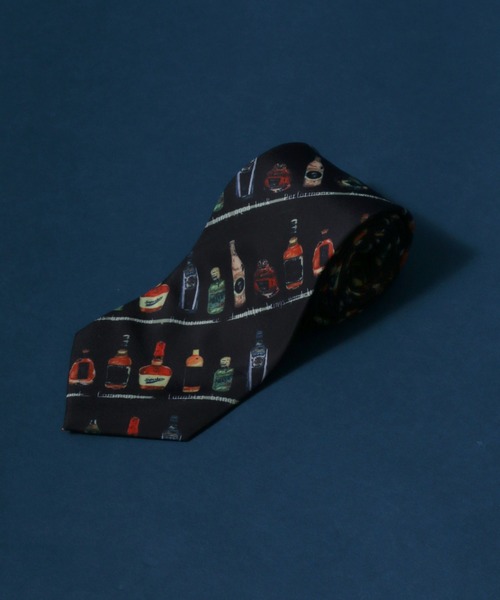 ANPAS（アンパス）の「Total Pattern Print Necktie/総柄プリントネクタイ（ネクタイ・メンズ・ブラック/ベージュ/ブラウン/ブルー/ブラック系その他/ブラウン系その他/ブルー系その他/キャメル/ホワイト/ブラック系その他2/ブラック系その他3/ブラック系その他6/ブラック系その他4/ブラック系その他7/ブラック系その他5/ブラック系/ベージュ系その他/ブラウン系その他2・FREE）」の4枚目の写真