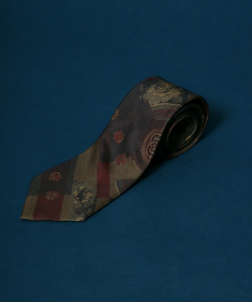 ANPAS（アンパス）の「Total Pattern Print Necktie/総柄プリントネクタイ（ネクタイ・メンズ・ブラック/ベージュ/ブラウン/ブルー/ブラック系その他/ブラウン系その他/ブルー系その他/キャメル/ホワイト/ブラック系その他2/ブラック系その他3/ブラック系その他6/ブラック系その他4/ブラック系その他7/ブラック系その他5/ブラック系/ベージュ系その他/ブラウン系その他2・FREE）」の13枚目の写真