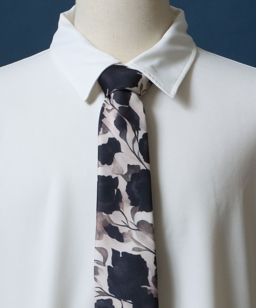 ANPAS（アンパス）の「Total Pattern Print Necktie/総柄プリントネクタイ（ネクタイ・メンズ・ブラック/ベージュ/ブラウン/ブルー/ブラック系その他/ブラウン系その他/ブルー系その他/キャメル/ホワイト/ブラック系その他2/ブラック系その他3/ブラック系その他6/ブラック系その他4/ブラック系その他7/ブラック系その他5/ブラック系/ベージュ系その他/ブラウン系その他2・FREE）」の21枚目の写真