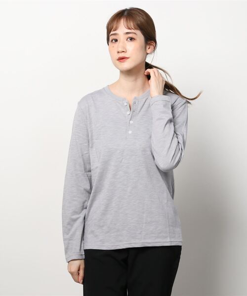 INNOCENT（イノセント）の「『RDS』ヘンリーネックスラブ天竺カットソー（Tシャツ/カットソー・レディース・ホワイト/ブラック/ベージュ/ネイビー/グレー/カーキ/ライトピンク・X-LARGE/MEDIUM/LARGE）」の13枚目の写真