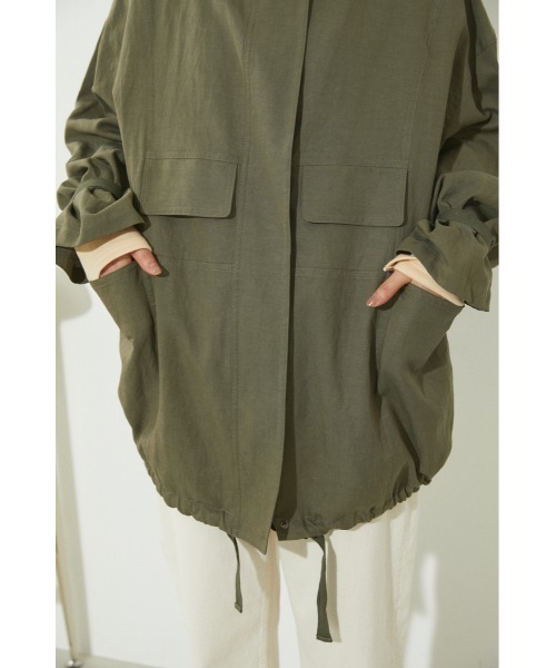 BLACK BY MOUSSY(ブラックバイマウジー)の「military hoodie coat(ミリタリーフーディコート)(その他アウター・レディース・ホワイト/カーキ・FREE)」の7枚目の写真