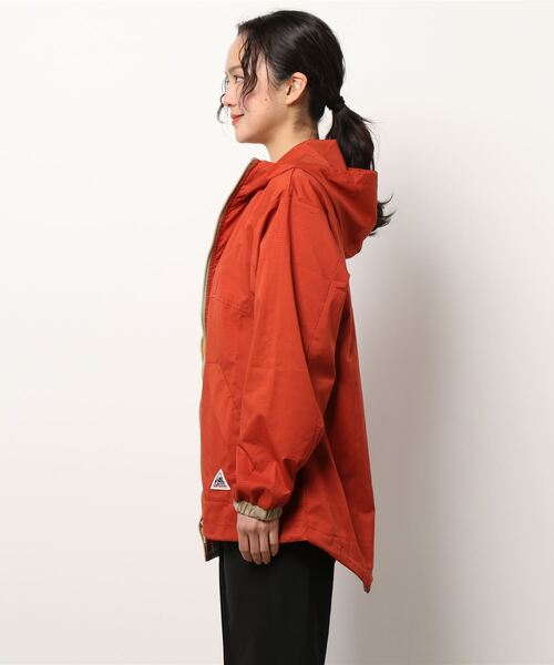 KRIFF MAYER Lady's Collection（クリフメイヤーレディースコレクション）の「さらさらエアーフードJK（ナイロンジャケット・レディース・カラフル/レンガ/パープル/ベージュ/グリーン/チャコール/その他5・MEDIUM/LARGE）」の8枚目の写真