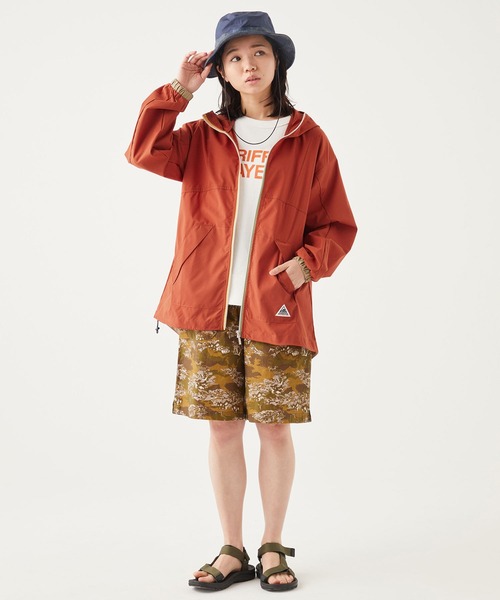 KRIFF MAYER Lady's Collection（クリフメイヤーレディースコレクション）の「さらさらエアーフードJK（ナイロンジャケット・レディース・カラフル/レンガ/パープル/ベージュ/グリーン/チャコール/その他5・MEDIUM/LARGE）」の15枚目の写真