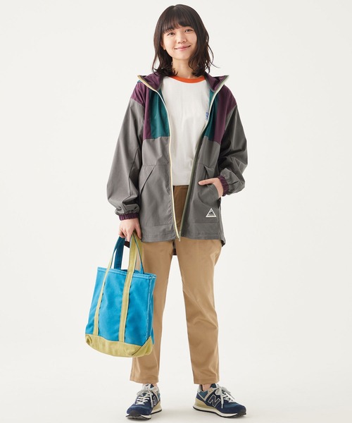 KRIFF MAYER Lady's Collection（クリフメイヤーレディースコレクション）の「さらさらエアーフードJK（ナイロンジャケット・レディース・カラフル/レンガ/パープル/ベージュ/グリーン/チャコール/その他5・MEDIUM/LARGE）」の13枚目の写真