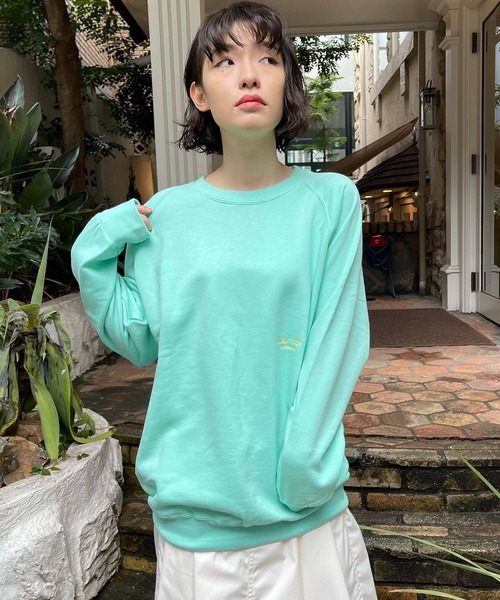 AMERICAN RAG CIE(アメリカンラグシー)の「DAY TRIP チューブクルースウェット(スウェット・レディース・ピンク/グレイッシュベージュ/ライトグリーン・FREE)」の4枚目の写真